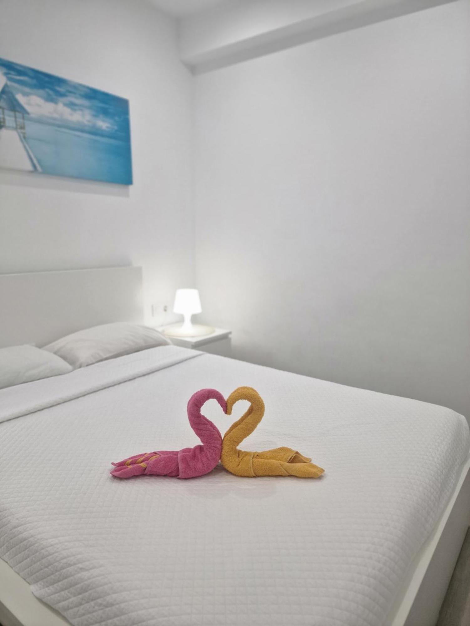 Appartamento Barcelona,Apartamento Con Terraza L'Hospitalet de Llobregat Esterno foto